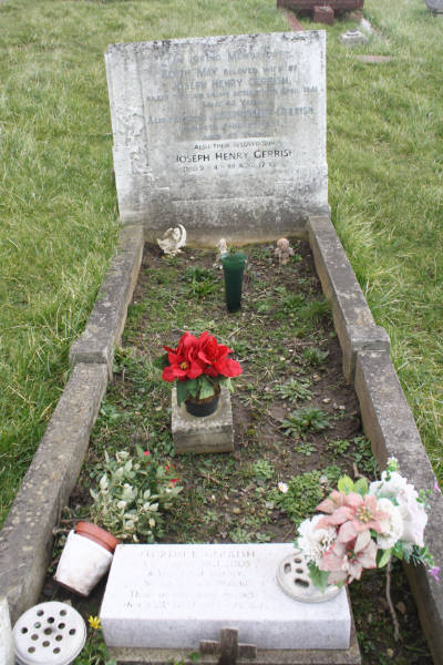 Gerrish Civilian dead in the ‘Barrow Blitz’