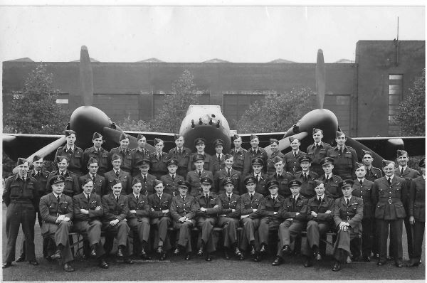 25 Squadron Church Fenton 1943 600