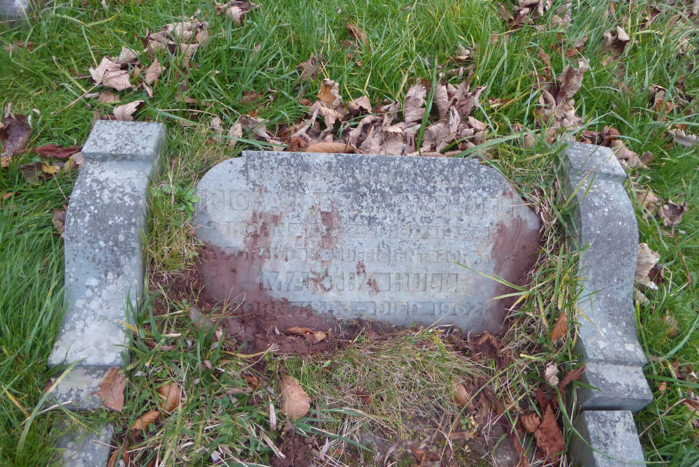 P1250536 Richard & Martha Hull nc