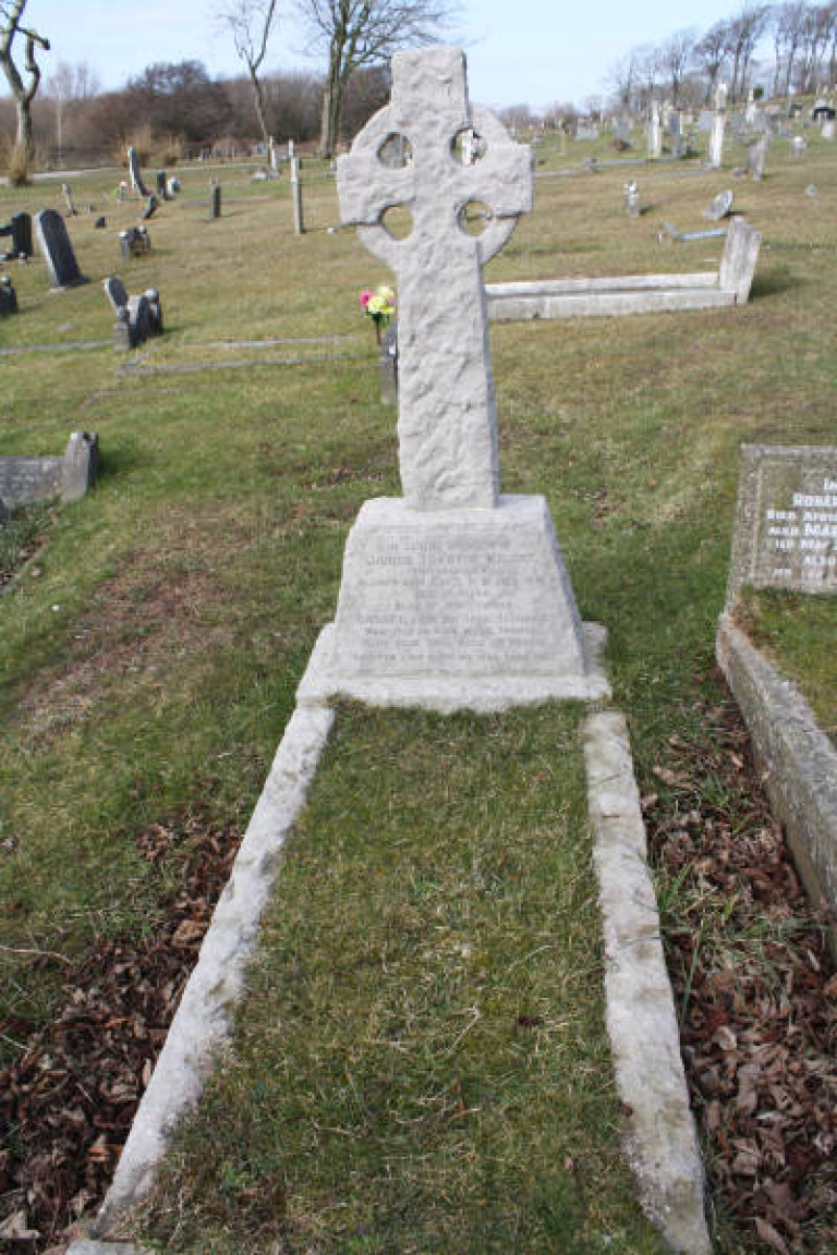 Wright James and Basset family grave barrow cemetery