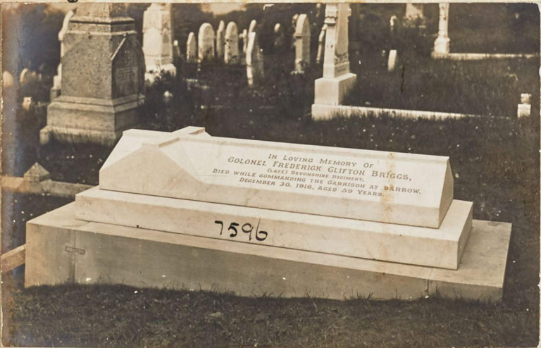 7596-Gravestones-Colonel Briggs Barrow-in-Furness-c.1916 nc