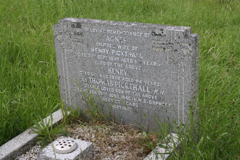 Thomas Pickthall RN WW2 Ireleth Cemetery
