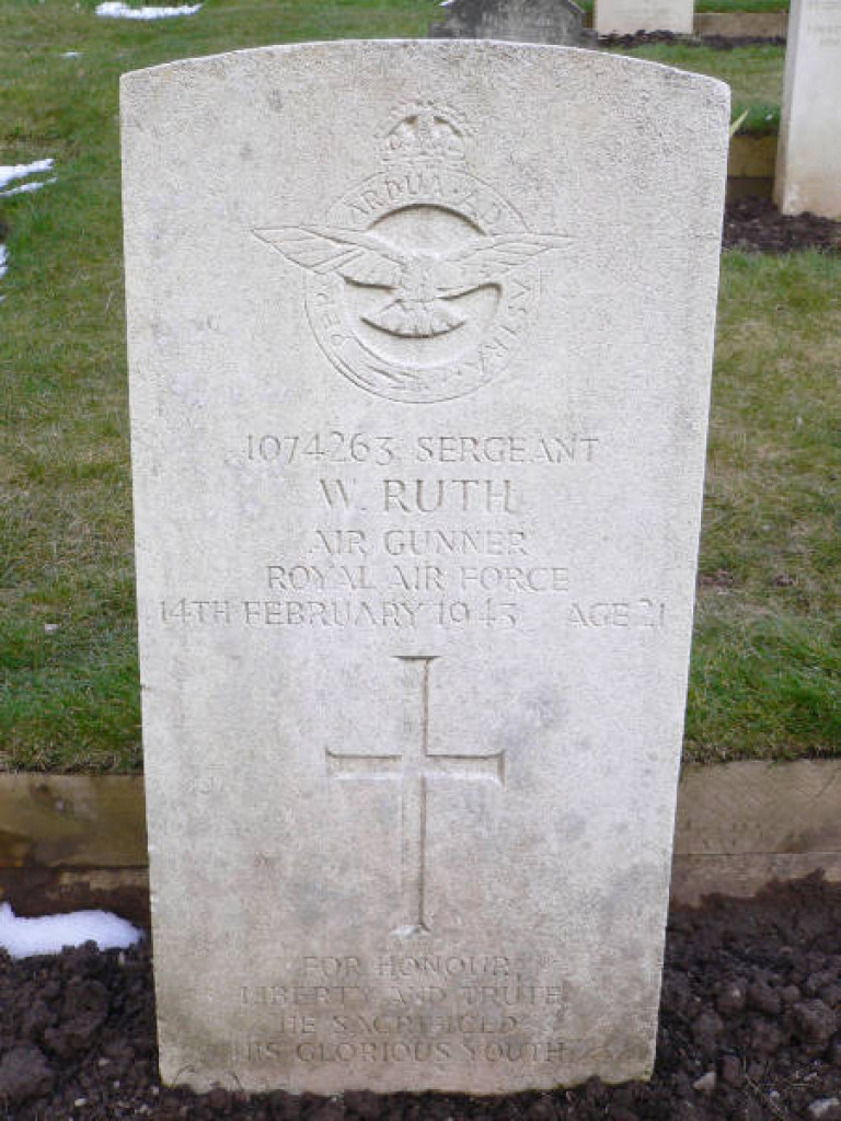 William Ruth RAF WW2 Barrow Cemetery gravestone