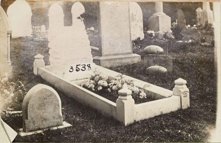nc 3538 Gravestone of Jane and Wilson Cooper and daughter Edith Jane 2000