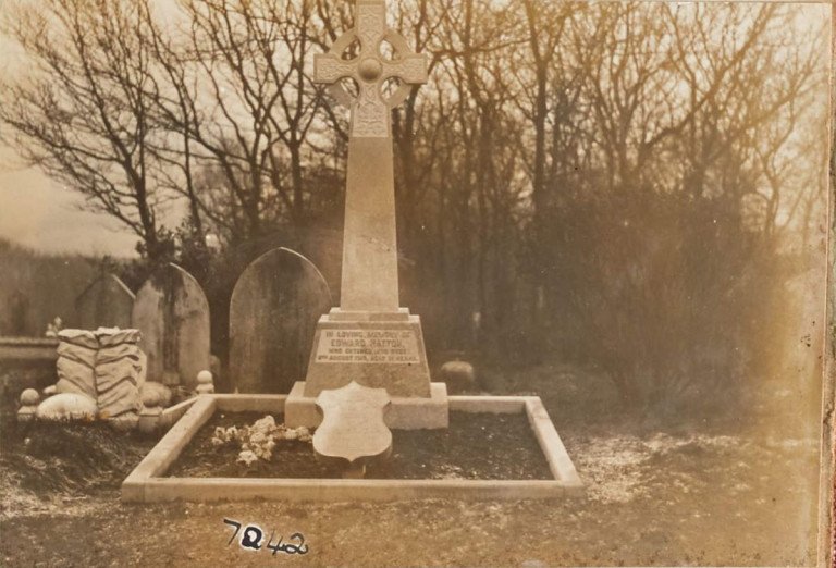7242 Gravestones Mr Edward Hatton