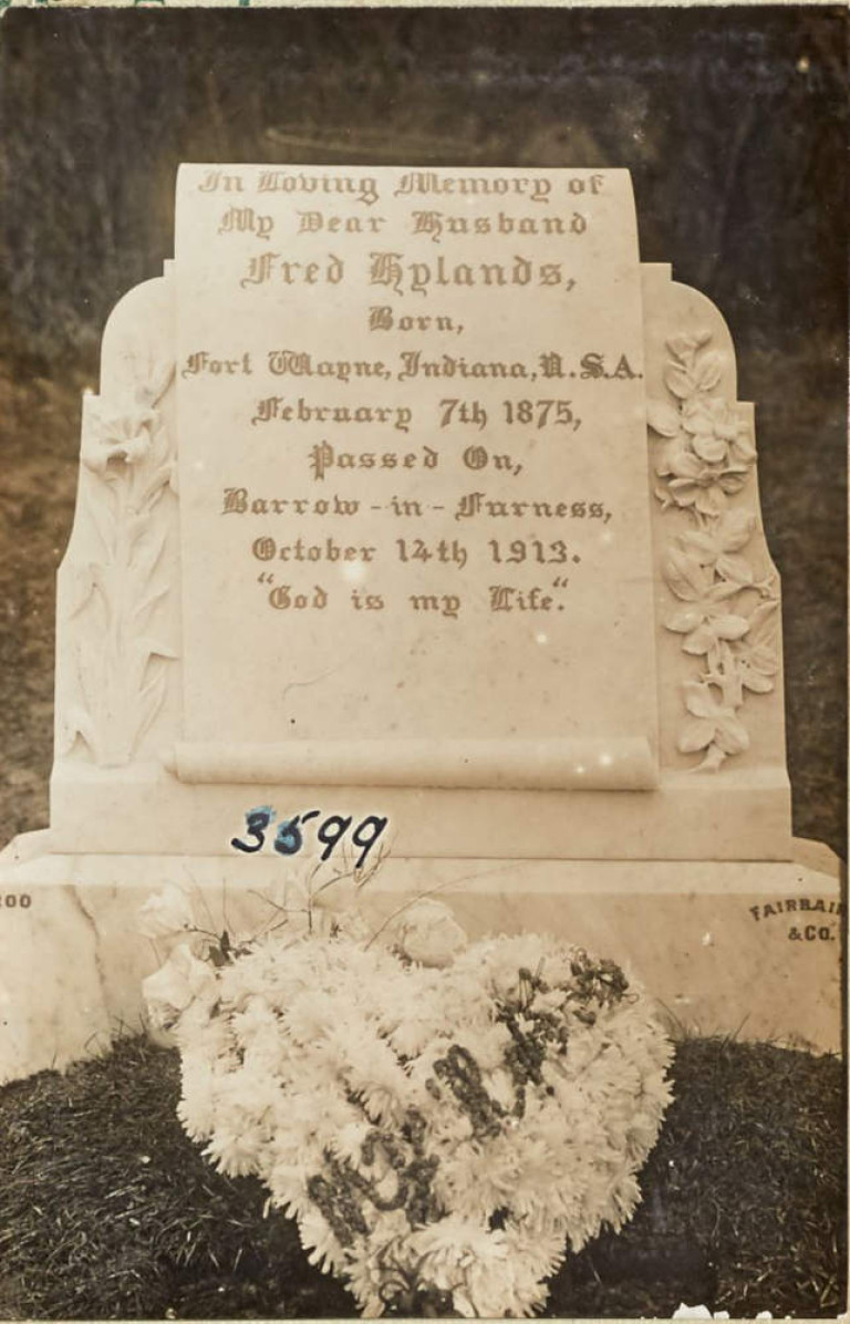 2 3599 Gravestone of Fred Hylands